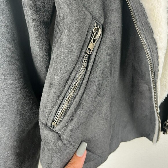 GB Faux Suede Size XS Vegan Fur Full Zip Asymmetrical Grey Moto Peter Pan Jacket - Picture 6 of 7
